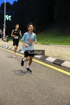 Runner Photo 4297001