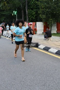 Runner Photo 4297006