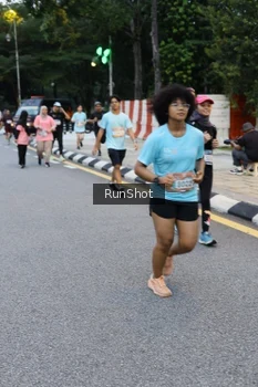 Runner Photo 4297010