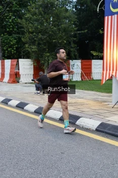 Runner Photo 4297035