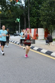 Runner Photo 4297040