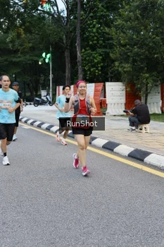 Runner Photo 4297051