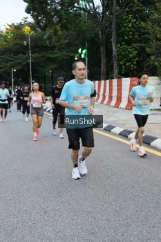 Runner Photo 4297053