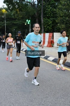 Runner Photo 4297059