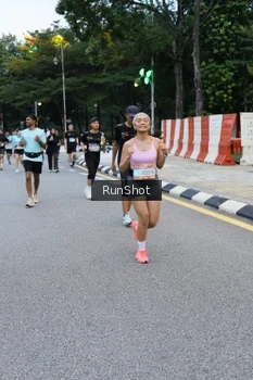 Runner Photo 4297065