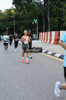 Runner Photo 4297069