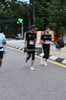Runner Photo 4297076