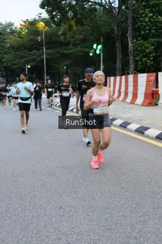 Runner Photo 4297077