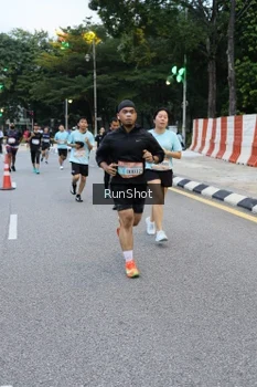 Runner Photo 4297084