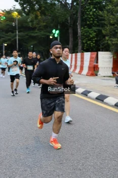Runner Photo 4297091