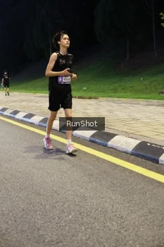 Runner Photo 4297101