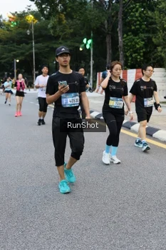 Runner Photo 4297102