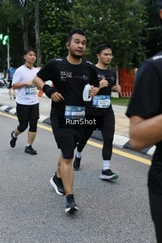 Runner Photo 4297103