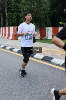 Runner Photo 4297106