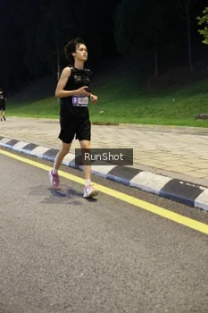 Runner Photo 4297111
