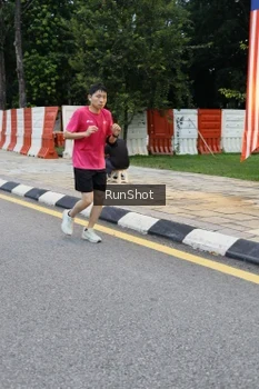 Runner Photo 4297122