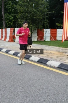 Runner Photo 4297124