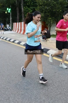 Runner Photo 4297125