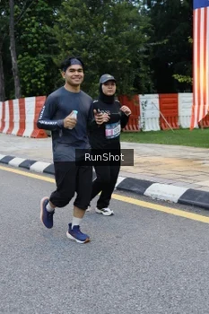 Runner Photo 4297139