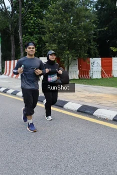 Runner Photo 4297142