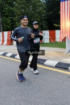 Runner Photo 4297143