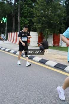 Runner Photo 4297160