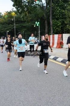 Runner Photo 4297172