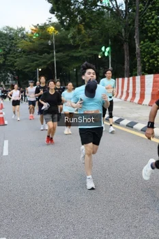 Runner Photo 4297177