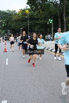 Runner Photo 4297180