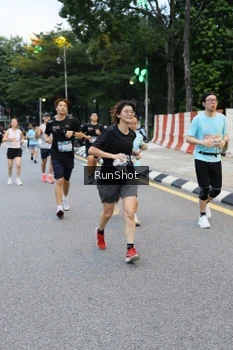 Runner Photo 4297186