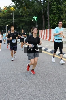 Runner Photo 4297191
