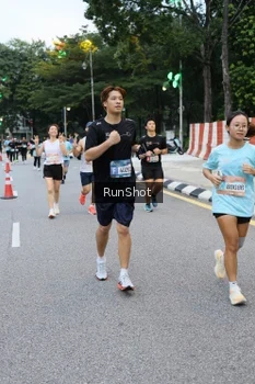 Runner Photo 4297198