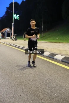 Runner Photo 4297203