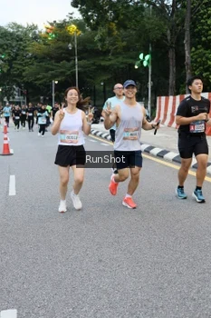 Runner Photo 4297210