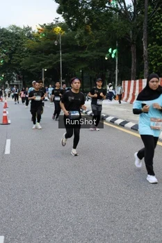 Runner Photo 4297222