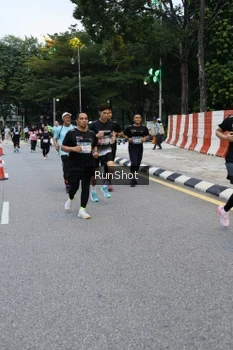 Runner Photo 4297242