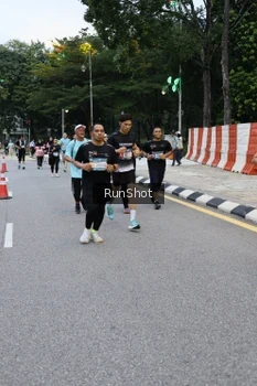 Runner Photo 4297244