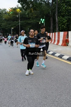 Runner Photo 4297250