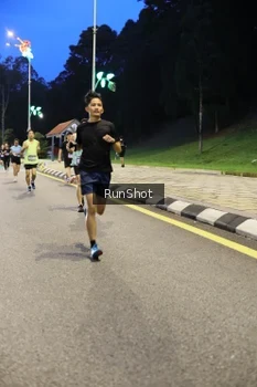Runner Photo 4297292