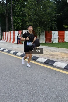 Runner Photo 4297295