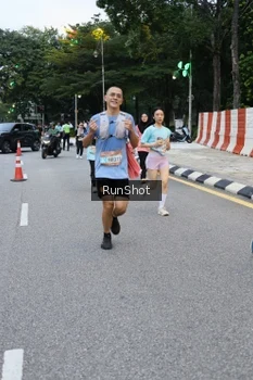 Runner Photo 4297301