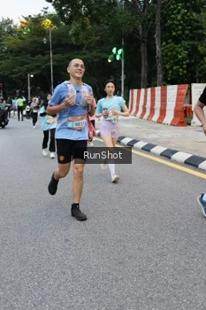 Runner Photo 4297303