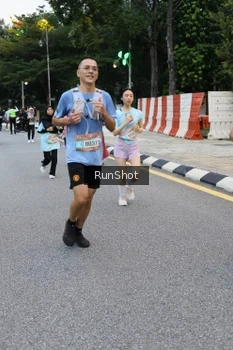 Runner Photo 4297305