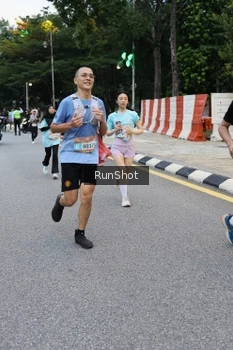 Runner Photo 4297311