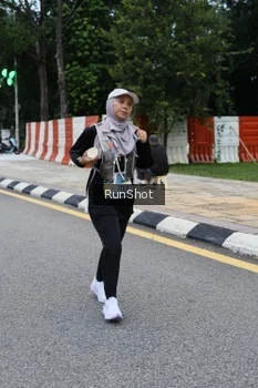 Runner Photo 4297343