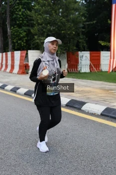 Runner Photo 4297345