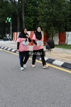 Runner Photo 4297346