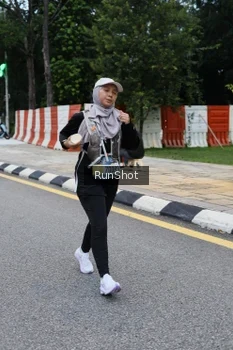 Runner Photo 4297348