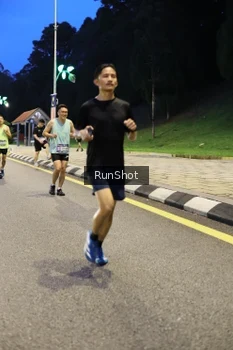 Runner Photo 4297357