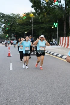 Runner Photo 4297362